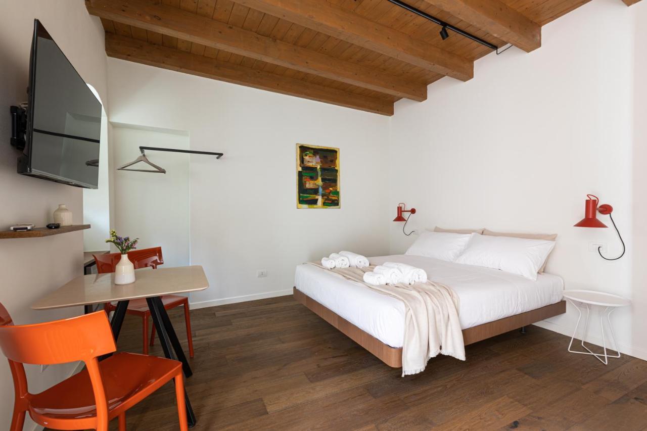 Casa Badia Bed & Breakfast コンヴェルサーノ エクステリア 写真